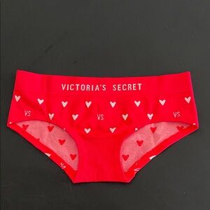 NWT Victoria Secret hearts logo panty